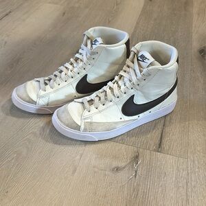 Nike Blazer Mid ‘77 Cream/brown